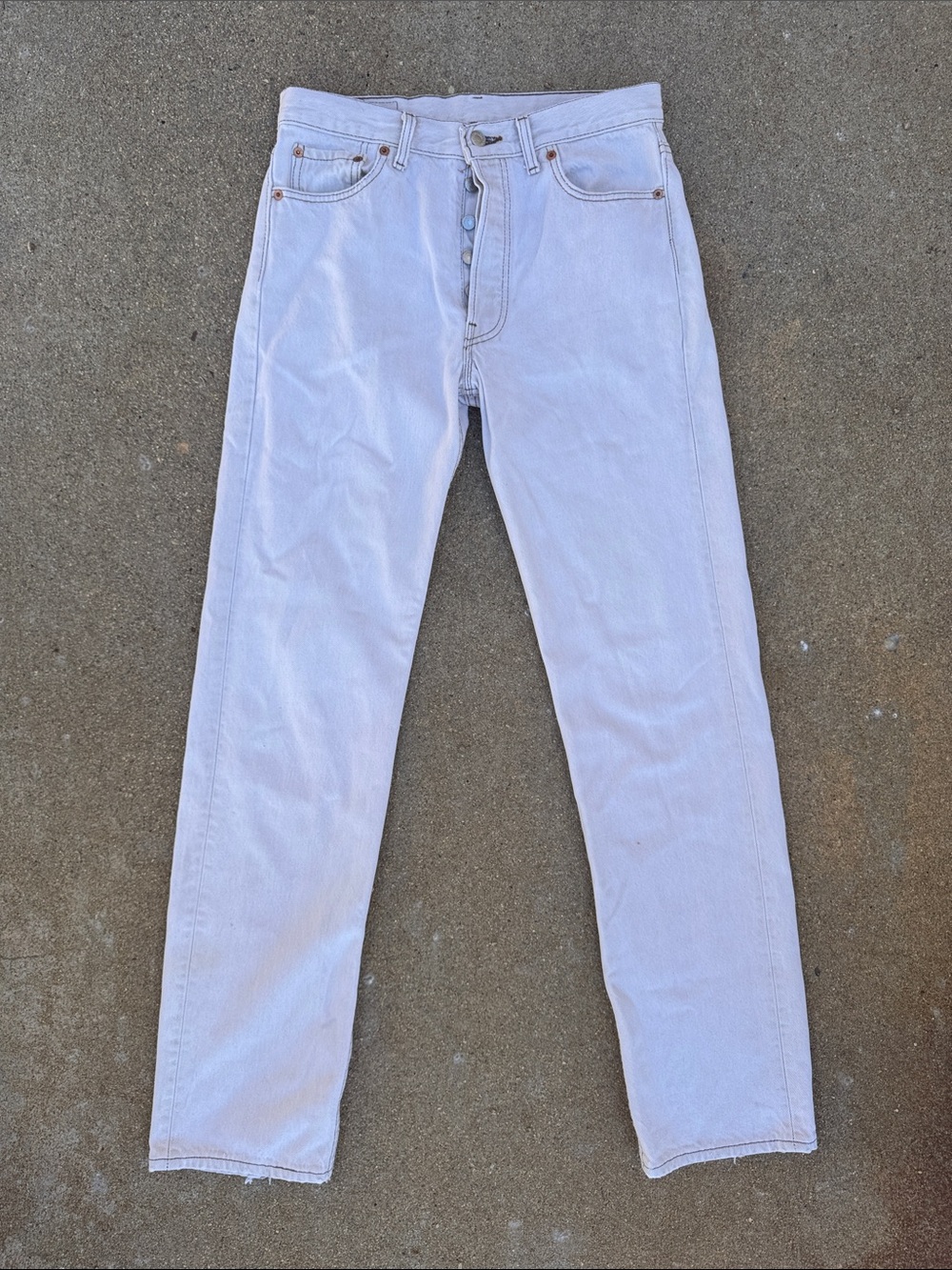 Vintage 70’s/80’s Levi's Men's Slim Straight Beige Button-Fly Jeans 30x32 - USA
